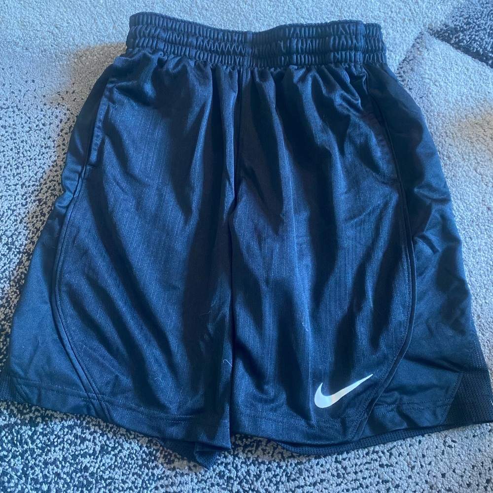 Nike girls basketball shorts